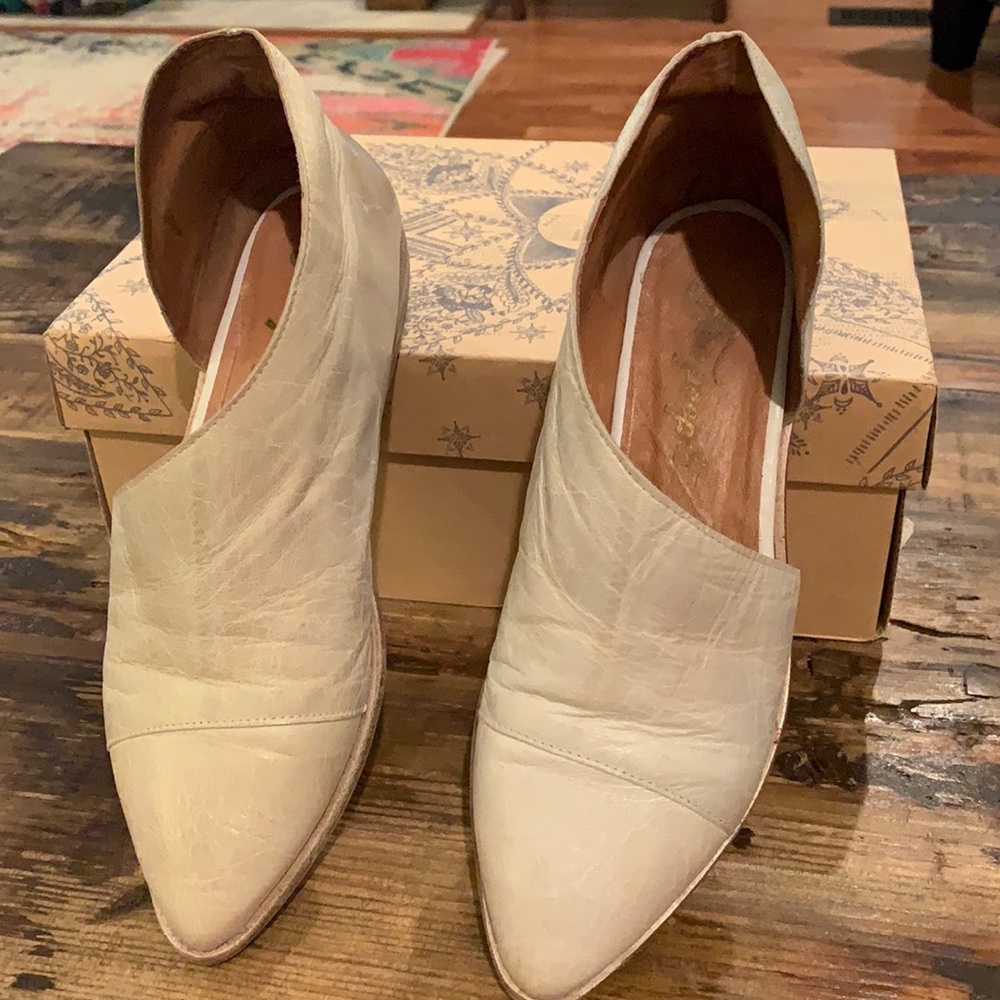 Free People Flat Royale